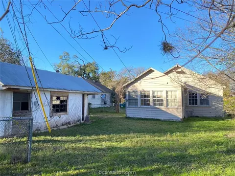 1109 Ettle St, Bryan, TX 77803 photo 7