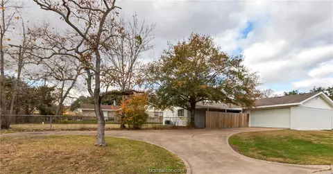 3812 Spring Holw, Bryan, TX 77802 photo 21
