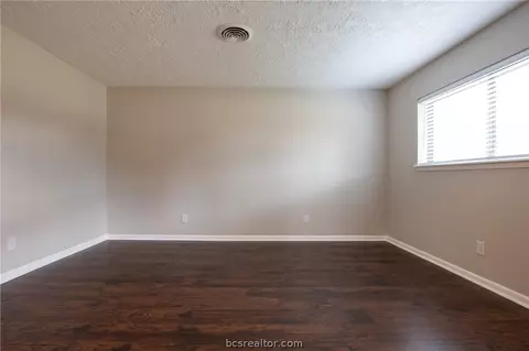 3812 Spring Holw, Bryan, TX 77802 photo 11