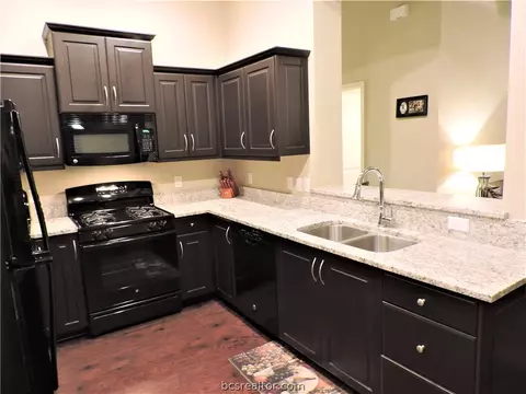 3028 Positano Loop, Bryan, TX 77808 photo 7