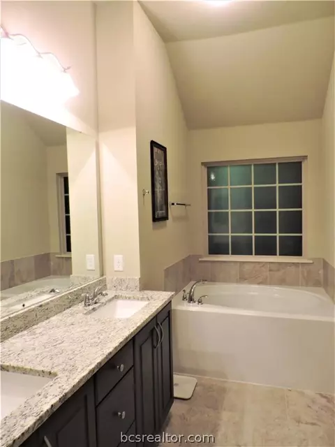 3028 Positano Loop, Bryan, TX 77808 photo 10