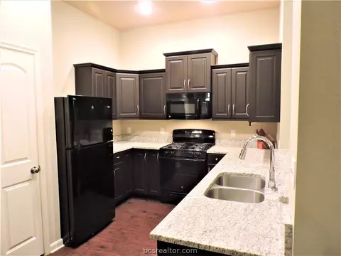 3028 Positano Loop, Bryan, TX 77808 photo 6