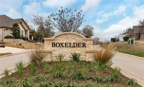2900 Boxelder Dr, Bryan, TX 77807 photo 3