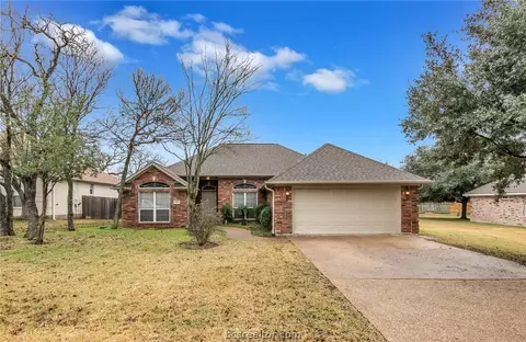 1810 Gray Stone Dr, Bryan, TX 77807 photo 1