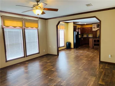 3630 Rabbit Ln, Bryan, TX 77808 photo 2