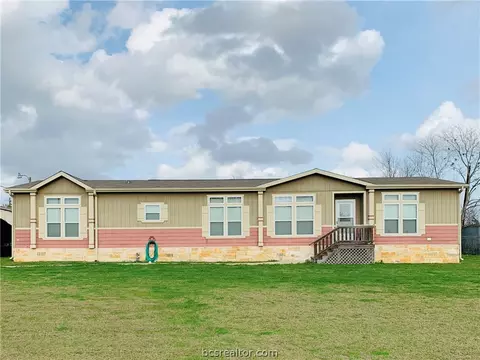 3630 Rabbit Ln, Bryan, TX 77808 photo 1