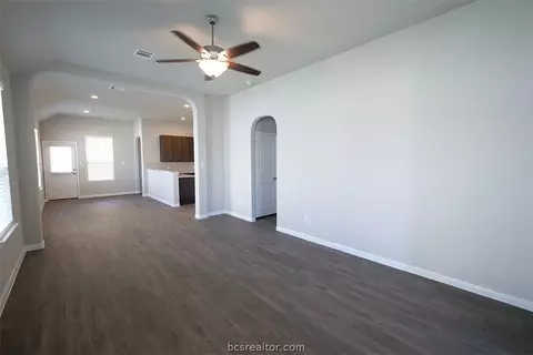 4705 Nopalitos Way, Bryan, TX 77807 photo 4