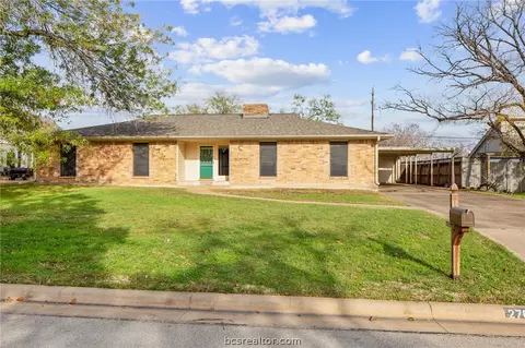 2702 Arbor Dr, Bryan, TX 77802 photo 1