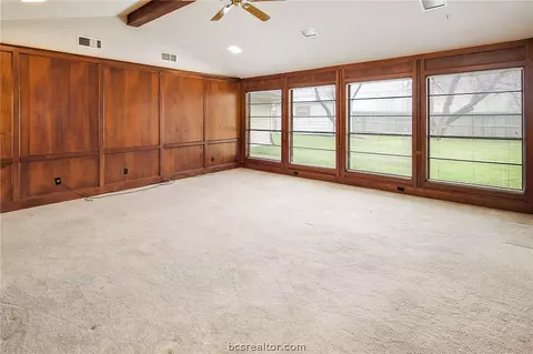 2702 Arbor Dr, Bryan, TX 77802 photo 9
