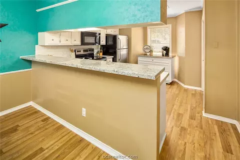 4119 Willow Oak St, Bryan, TX 77802 photo 12