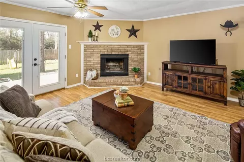 4119 Willow Oak St, Bryan, TX 77802 photo 8