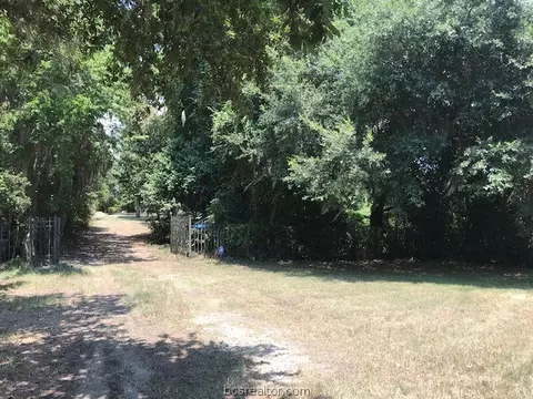 301 Elliott Cove Loop, Trinity, TX 75862 photo 10