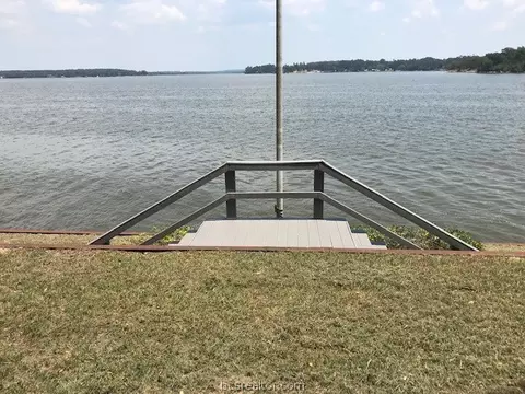 301 Elliott Cove Loop, Trinity, TX 75862 photo 31