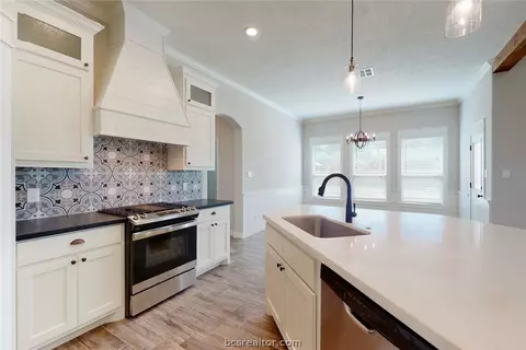4296 Foxtail Ct, Bryan, TX 77808 photo 15