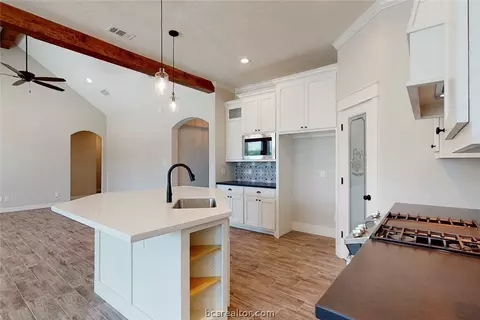 4296 Foxtail Ct, Bryan, TX 77808 photo 12