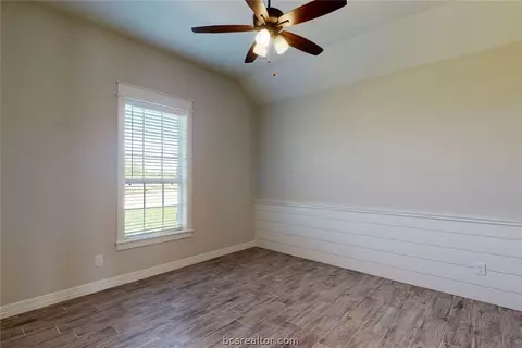 4296 Foxtail Ct, Bryan, TX 77808 photo 5