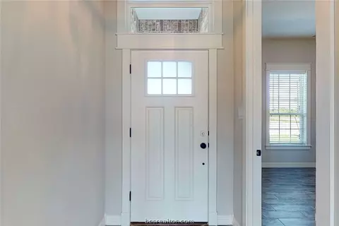 4296 Foxtail Ct, Bryan, TX 77808 photo 3
