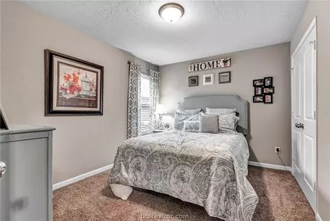 2124 Dumfries Dr, Bryan, TX 77807 photo 14