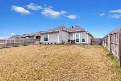 2124 Dumfries Dr, Bryan, TX 77807 photo 18