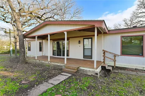 7846 Grassbur Rd, Bryan, TX 77808 photo 2