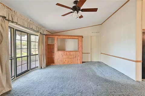 7846 Grassbur Rd, Bryan, TX 77808 photo 5