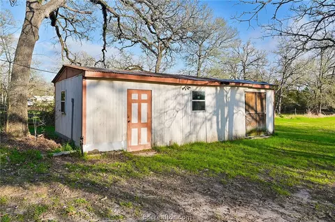 7846 Grassbur Rd, Bryan, TX 77808 photo 31