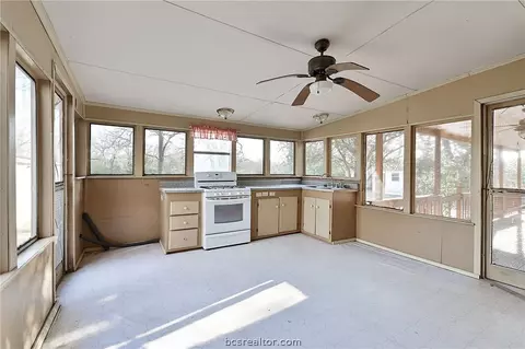 7846 Grassbur Rd, Bryan, TX 77808 photo 21