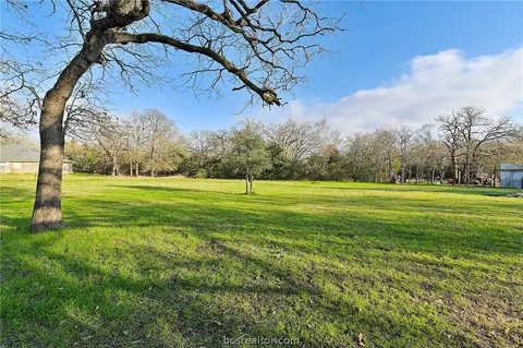 7846 Grassbur Rd, Bryan, TX 77808 photo 30
