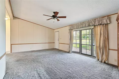 7846 Grassbur Rd, Bryan, TX 77808 photo 6