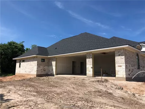 5013 Angel Ln, Bryan, TX 77808 photo 4