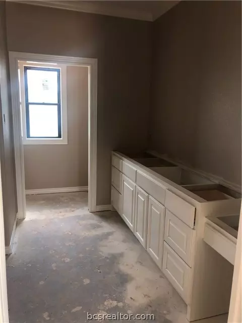 5013 Angel Ln, Bryan, TX 77808 photo 7