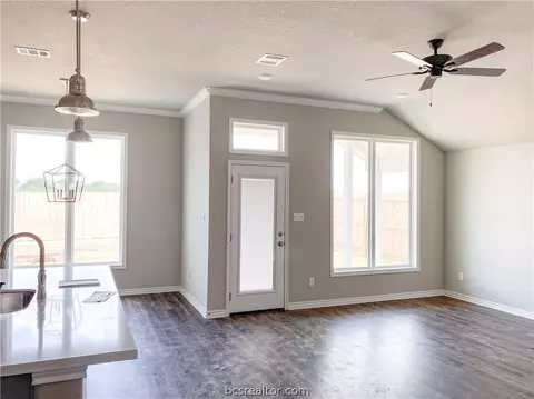 3111 Normandy Way, Bryan, TX 77808 photo 6