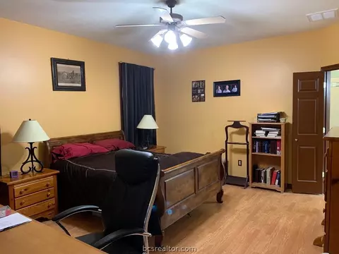 2601 Trophy Dr, Bryan, TX 77802 photo 11