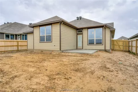 2107 Markley Dr, Bryan, TX 77807 photo 10