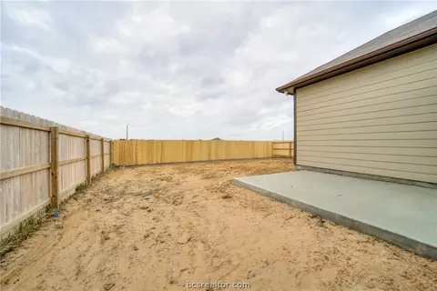 2107 Markley Dr, Bryan, TX 77807 photo 9