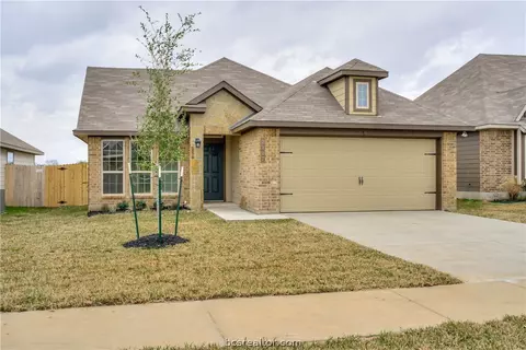 2107 Markley Dr, Bryan, TX 77807 photo 6