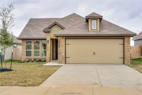 2107 Markley Dr, Bryan, TX 77807 photo 1