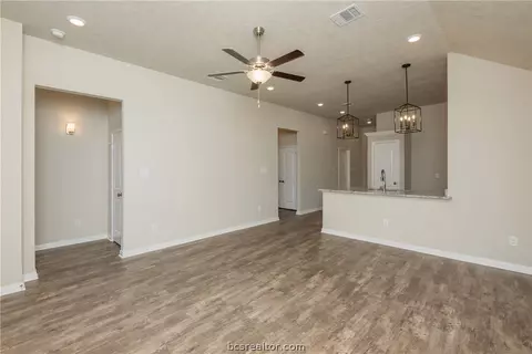 2107 Markley Dr, Bryan, TX 77807 photo 35