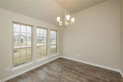 2107 Markley Dr, Bryan, TX 77807 photo 17