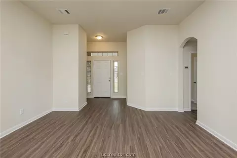 2026 Viva Rd, Bryan, TX 77807 photo 17
