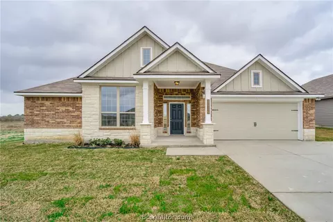 2026 Viva Rd, Bryan, TX 77807 photo 3