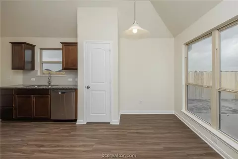 2026 Viva Rd, Bryan, TX 77807 photo 29