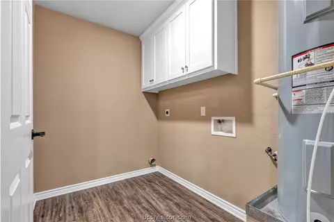 1419 Kermitt St, Bryan, TX 77803 photo 8