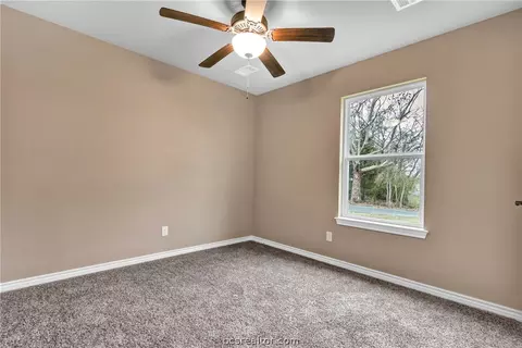 1419 Kermitt St, Bryan, TX 77803 photo 9