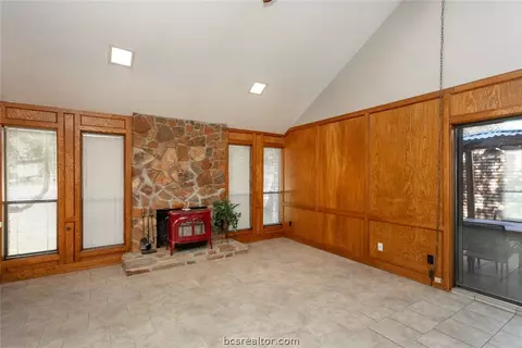 2514 Arbor Dr, Bryan, TX 77802 photo 5