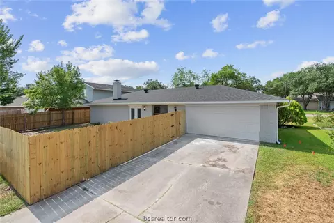 2317 Windsor Dr, Bryan, TX 77802 photo 19
