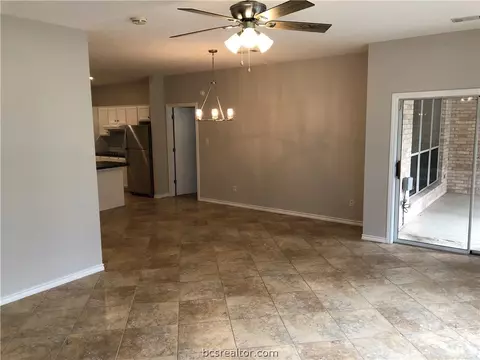 2804 Broadmoor Dr, Bryan, TX 77802 photo 14