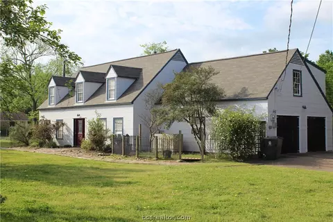 3210 Link St, Bryan, TX 77801 photo 2