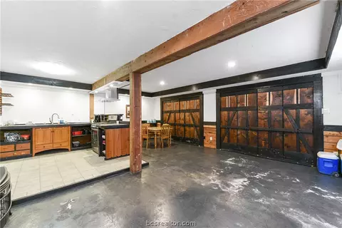 3210 Link St, Bryan, TX 77801 photo 9