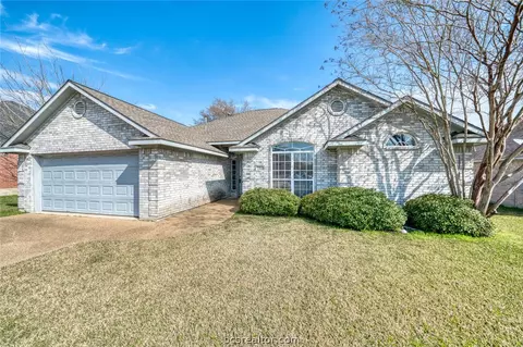 2313 E Mercers Lndg, Bryan, TX 77808 photo 3